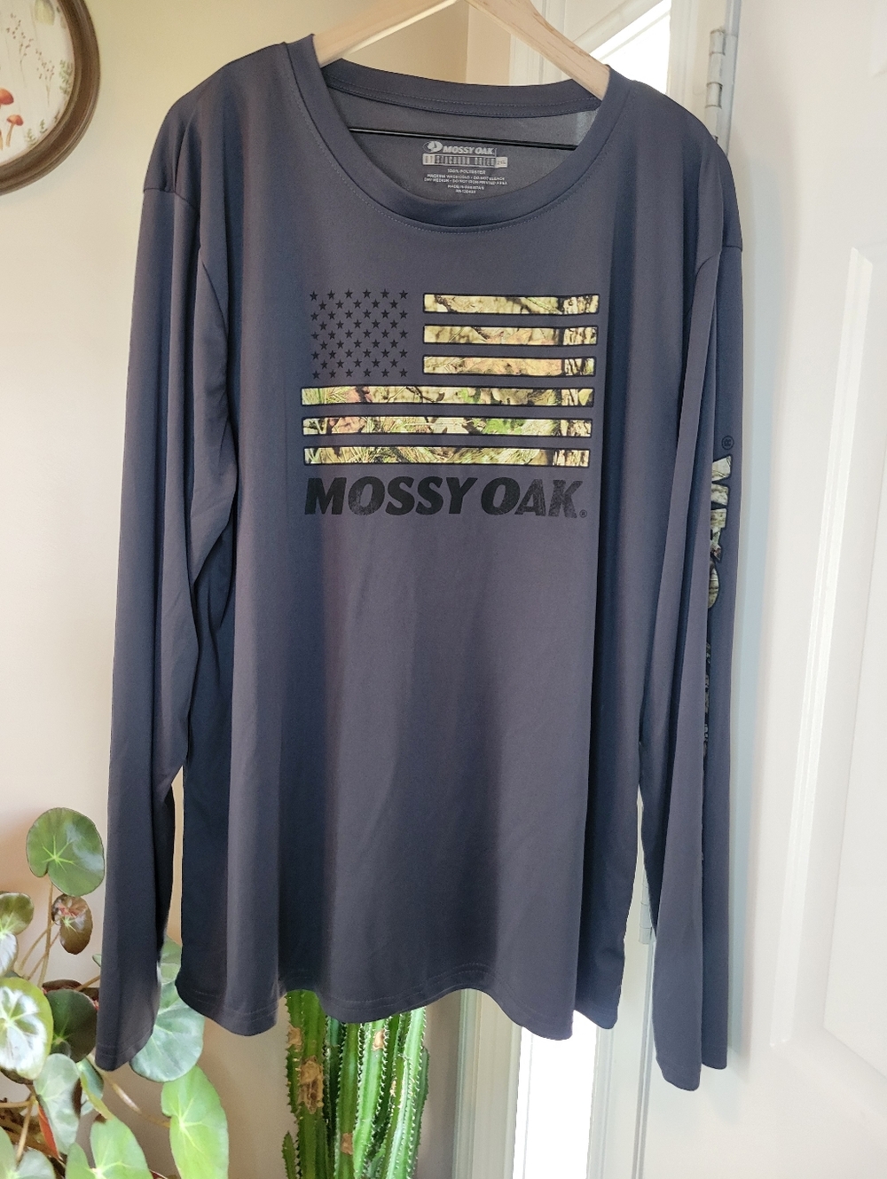 Mossy Oak Performance Material Camo American Flag In Gray Shirt Size Mens 2XL‎